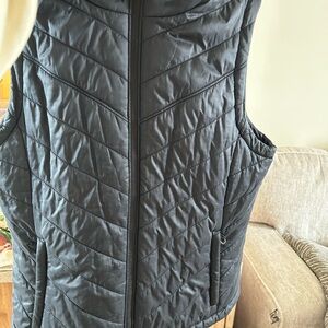 Columbia Women's Charcoal Quilted Vest